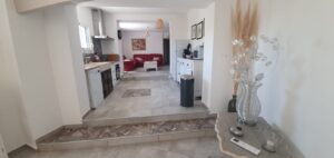 grande pièce de vie du gite dans le luberon