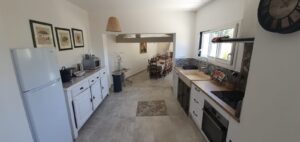 cuisine et salle à manger dans la location de vacances